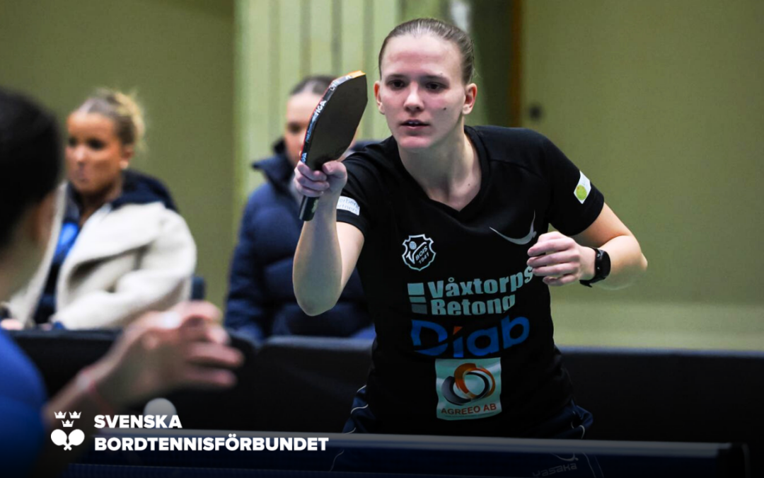 Hett derby inleder damernas mästerskapsserie